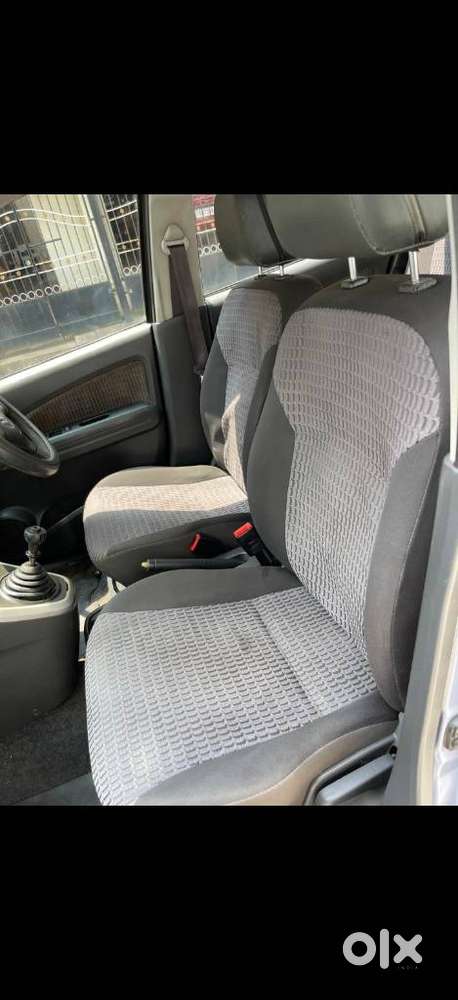Maruti Suzuki Ritz Vxi, 2013, Petrol