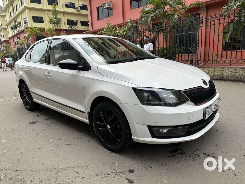 Skoda Rapid 1.0 Ambition Tsi At, 2021, Petrol