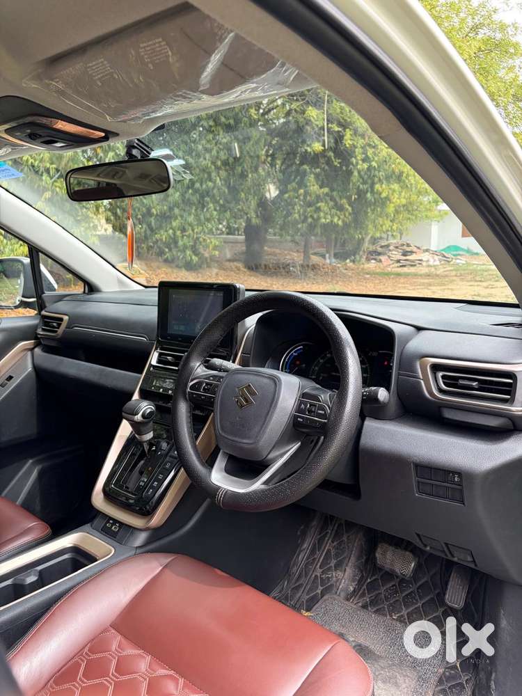 Maruti Suzuki Invicto Zeta Plus 7str, 2023, Petrol