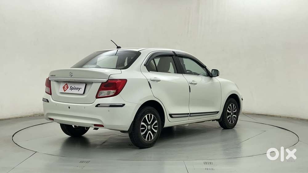 Maruti Suzuki Dzire Vxi Ags, 2023, Petrol