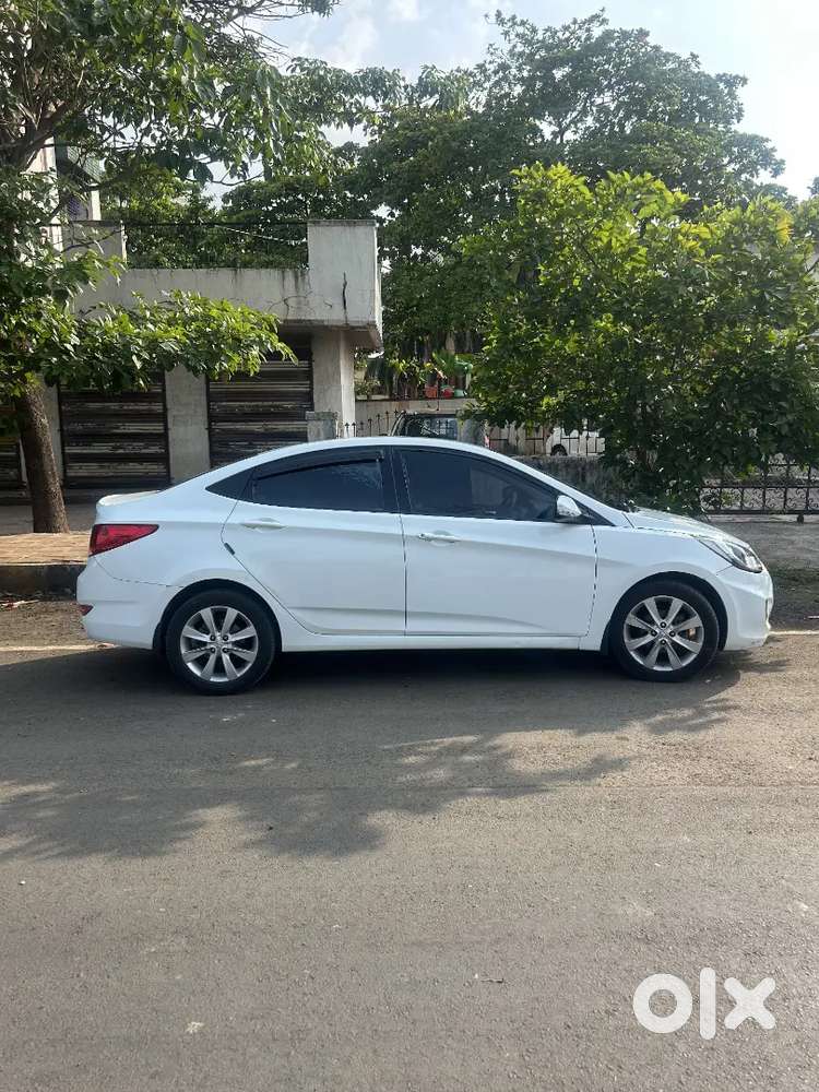 Hyundai Verna 2012 Petrol Well Maintained