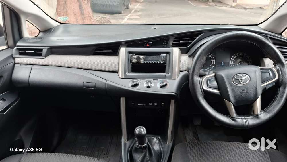 Toyota Innova Crysta 2.4 Gx Mt 8s, 2017, Diesel