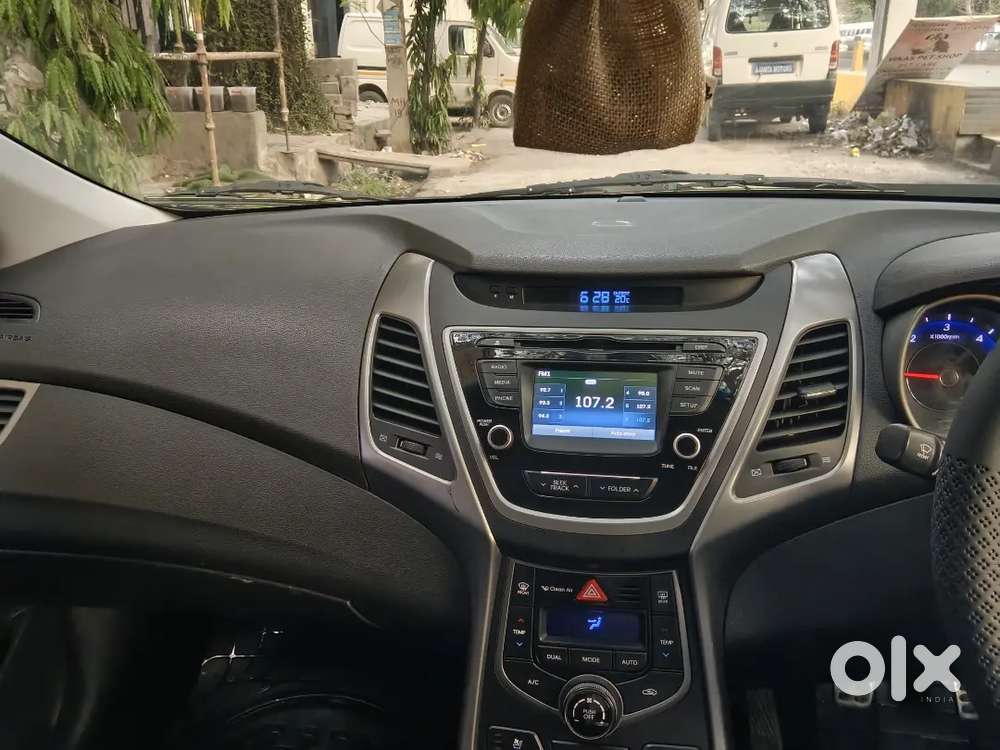 Hyundai Elantra 2016