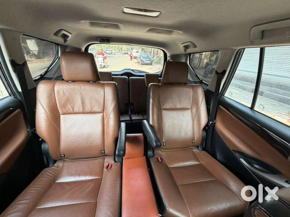 Toyota Innova Crysta 2018 Diesel Well Maintained