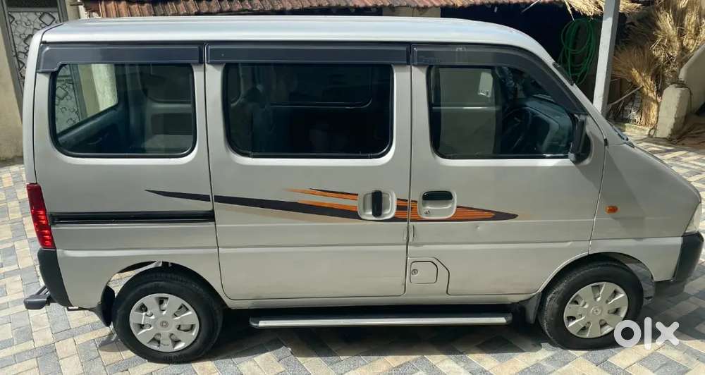 Maruti Suzuki Eeco 2017