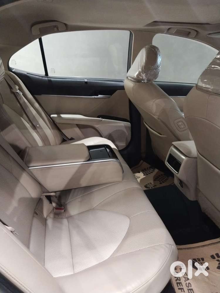 Toyota Camry Hybrid, 2021, Petrol