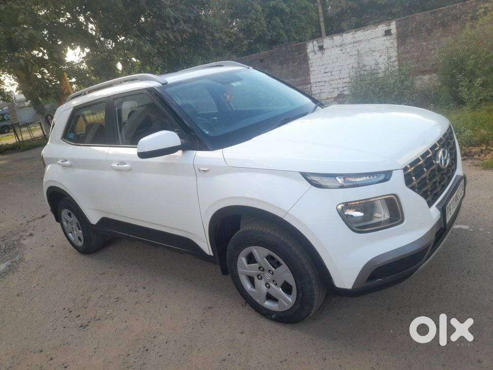 Hyundai Venue S Plus Mt 1.2 Kappa, 2021, Petrol
