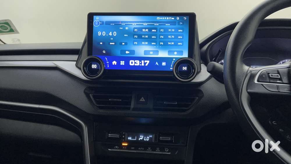 Maruti Suzuki Brezza Vxi At, 2022, Petrol
