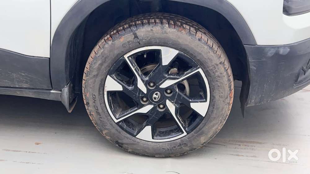 Tata Punch 1.2 Revotron Accomplished Dazzle Pack Mt, 2022, Petrol
