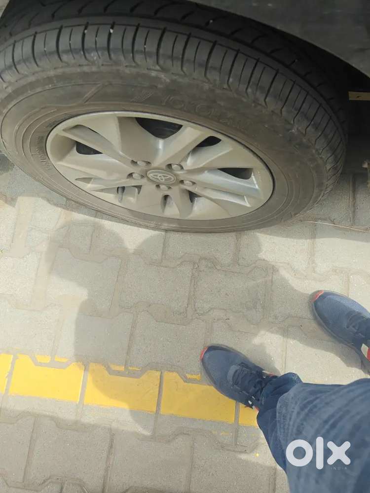 Toyota Innova Crysta 2017 Diesel 170000 Km Driven