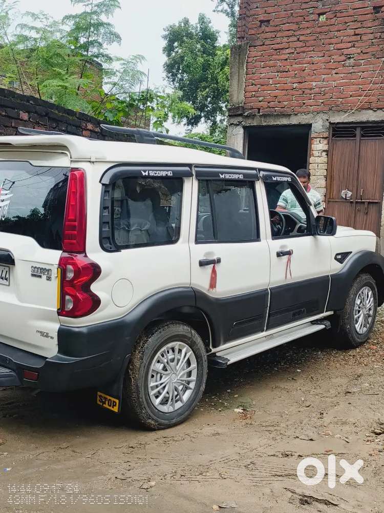 Mahindra Scorpio Classic 2023 Diesel 93000 Km Driven