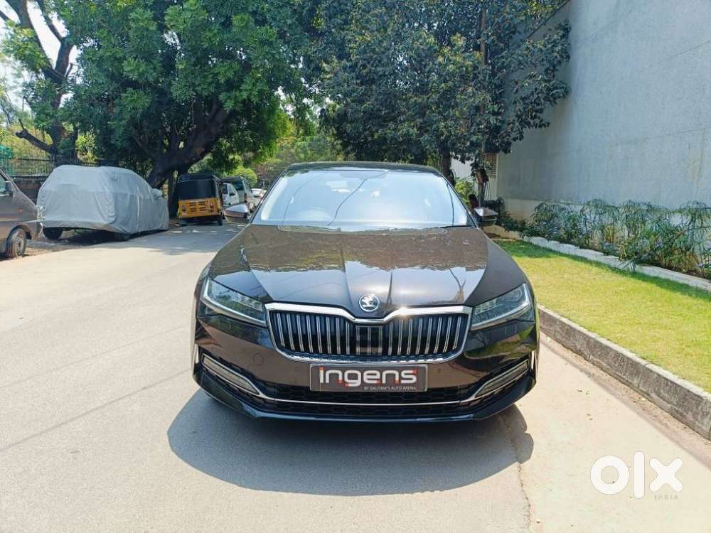 Skoda Superb 2.0 L&k Tsi At, 2021, Petrol