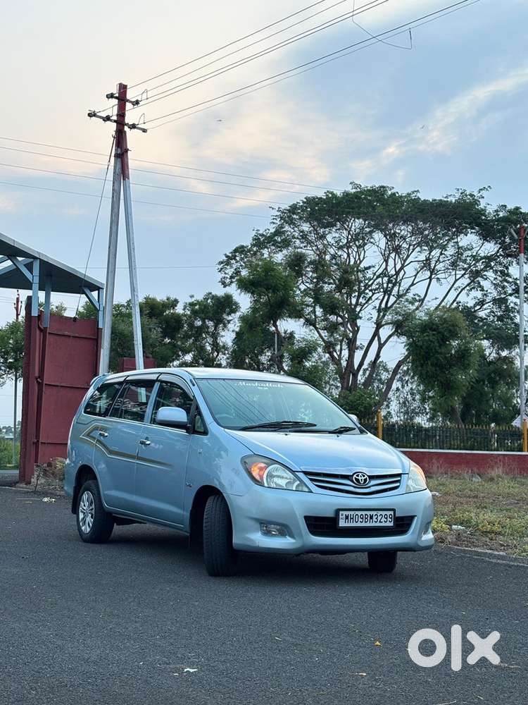 Toyota Innova Diesel 2010 Car