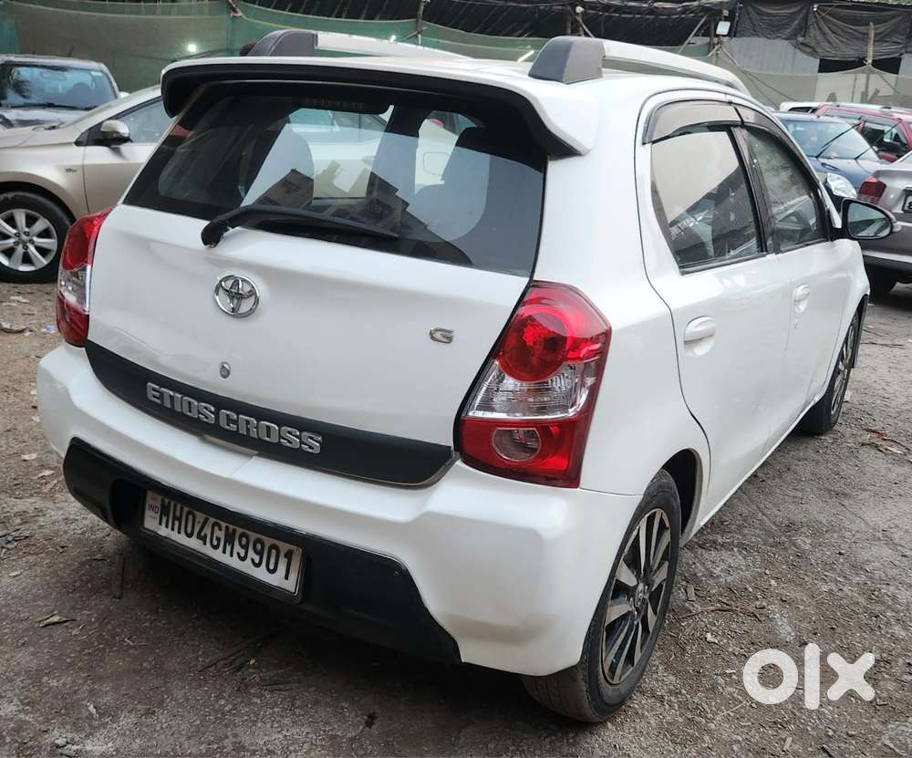 Toyota Etios Cross 1.2l G, 2014, Cng & Hybrids