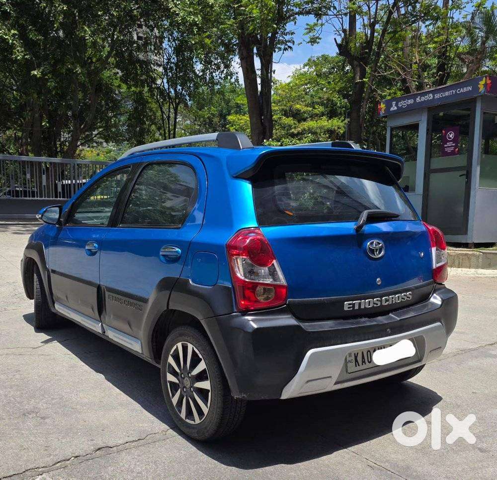 Toyota Etios Cross 1.5l V, 2014, Petrol