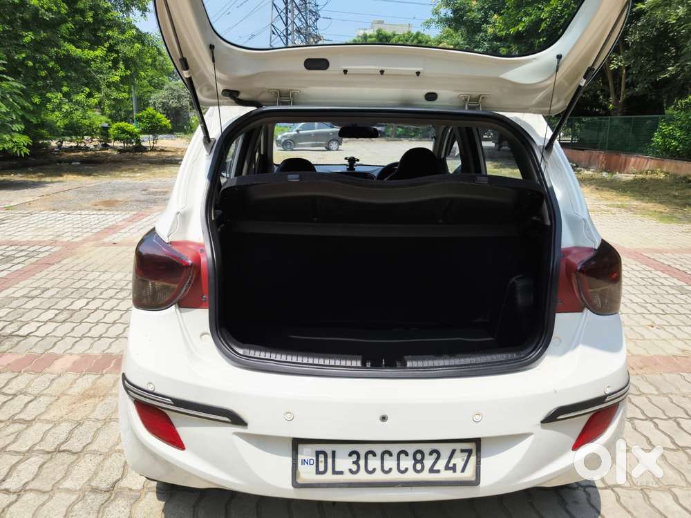 Hyundai Grand I10 Magna, 2015, Petrol