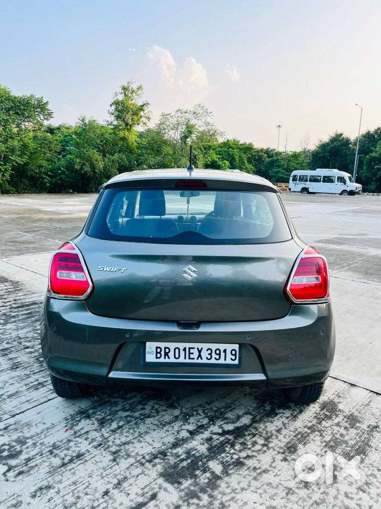 Maruti Suzuki Swift Vxi + Manual, 2021, Petrol