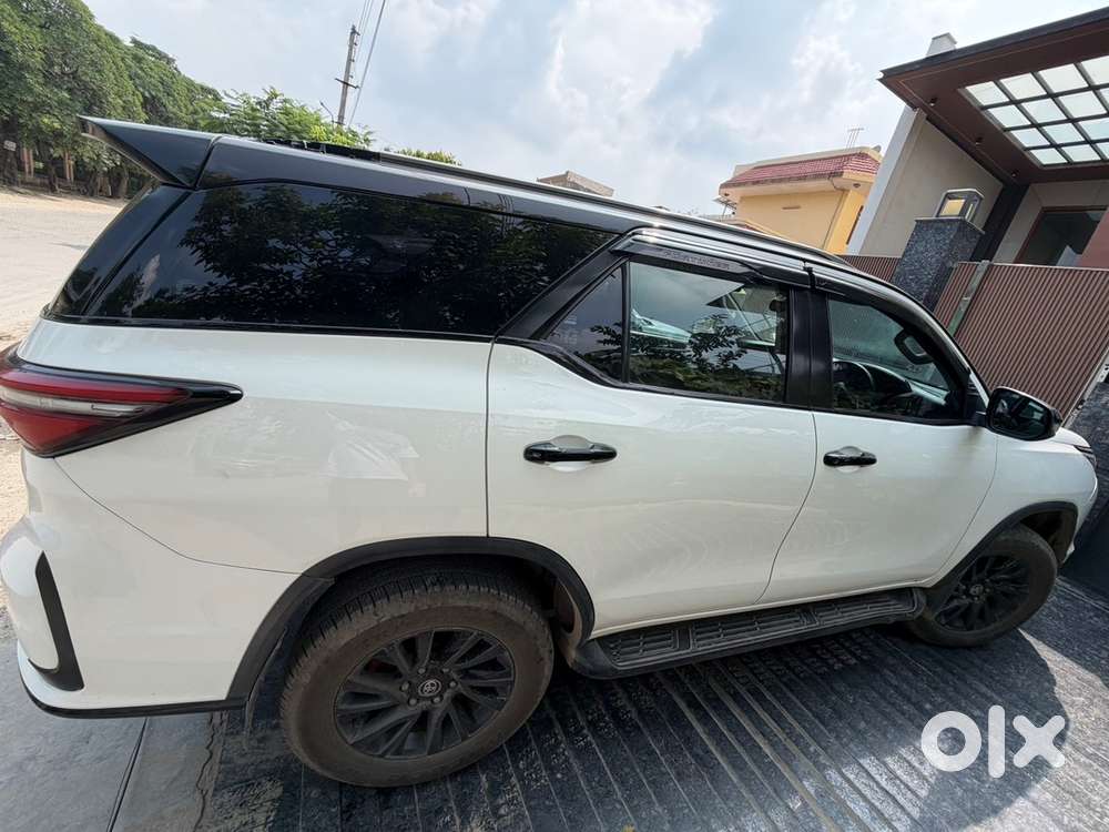 Toyota Fortuner Diesel 2024