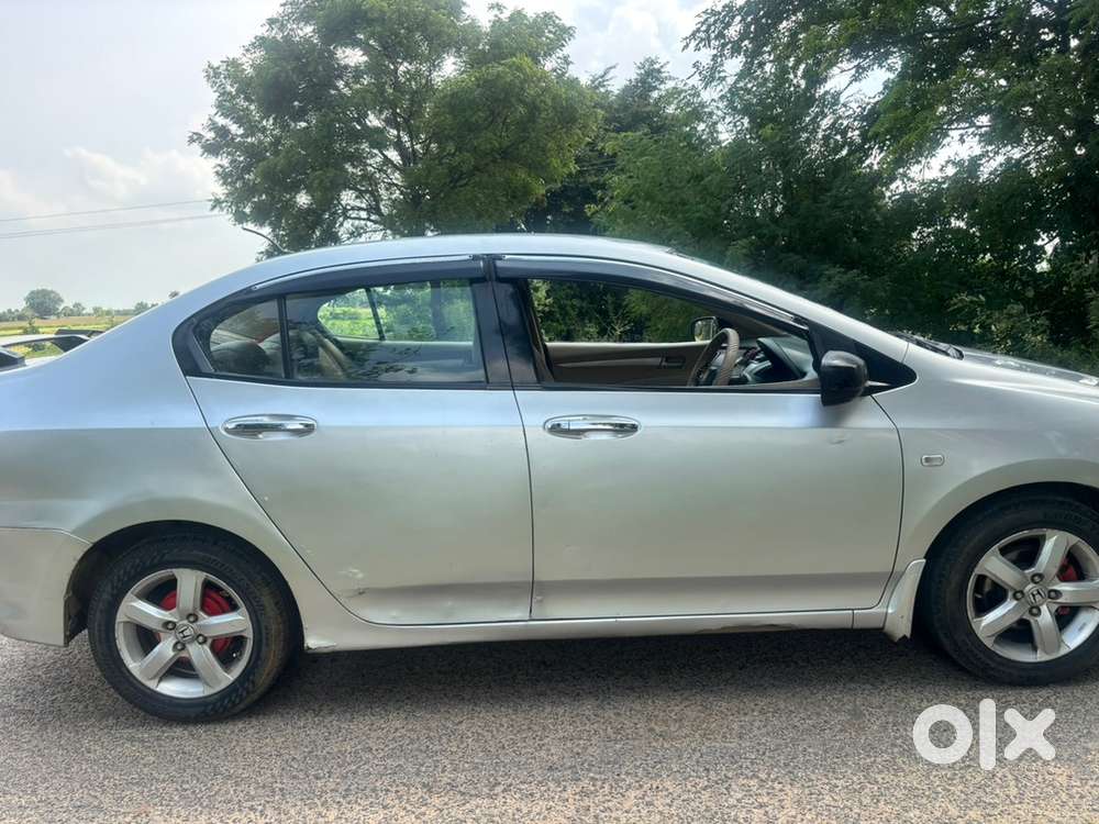 Honda City Petrol Manual 2011
