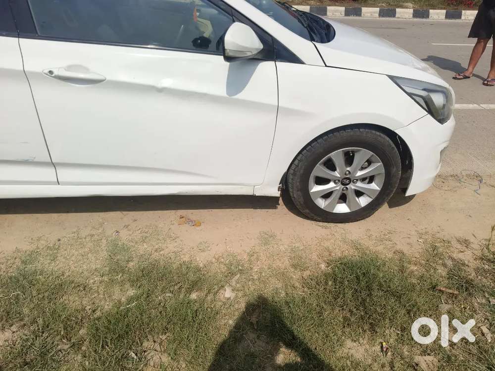 Hyundai Verna 2016