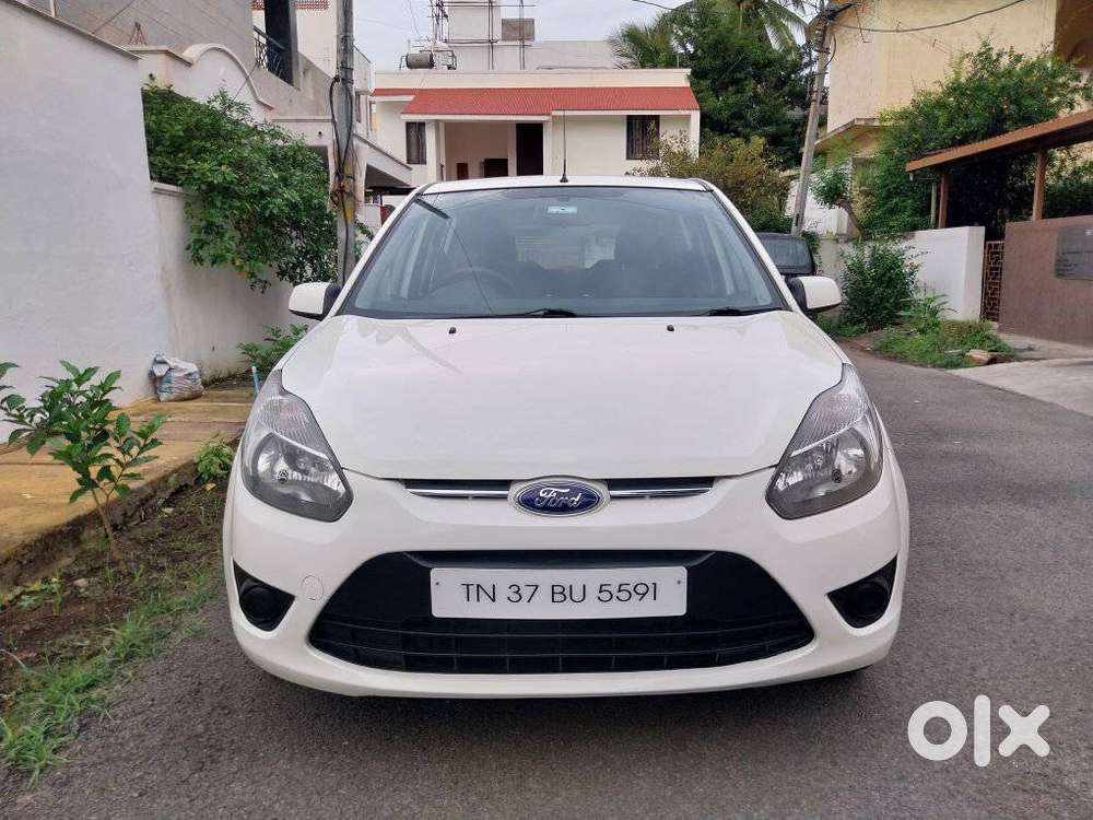Ford Figo 2010-2012 Petrol Zxi, 2011, Diesel