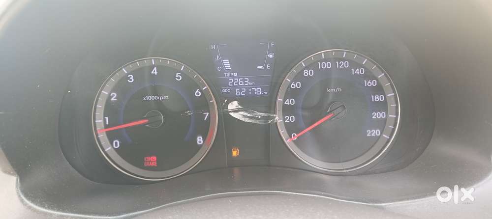 Hyundai Verna Fluidic 1.6 Vtvt Sx, 2016, Petrol