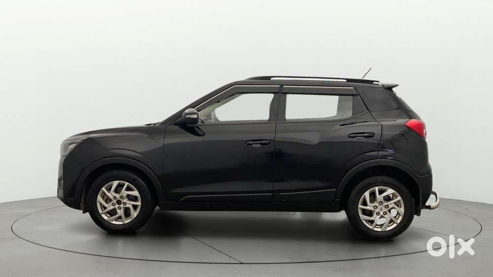 Mahindra Xuv300 W8, 2022, Petrol