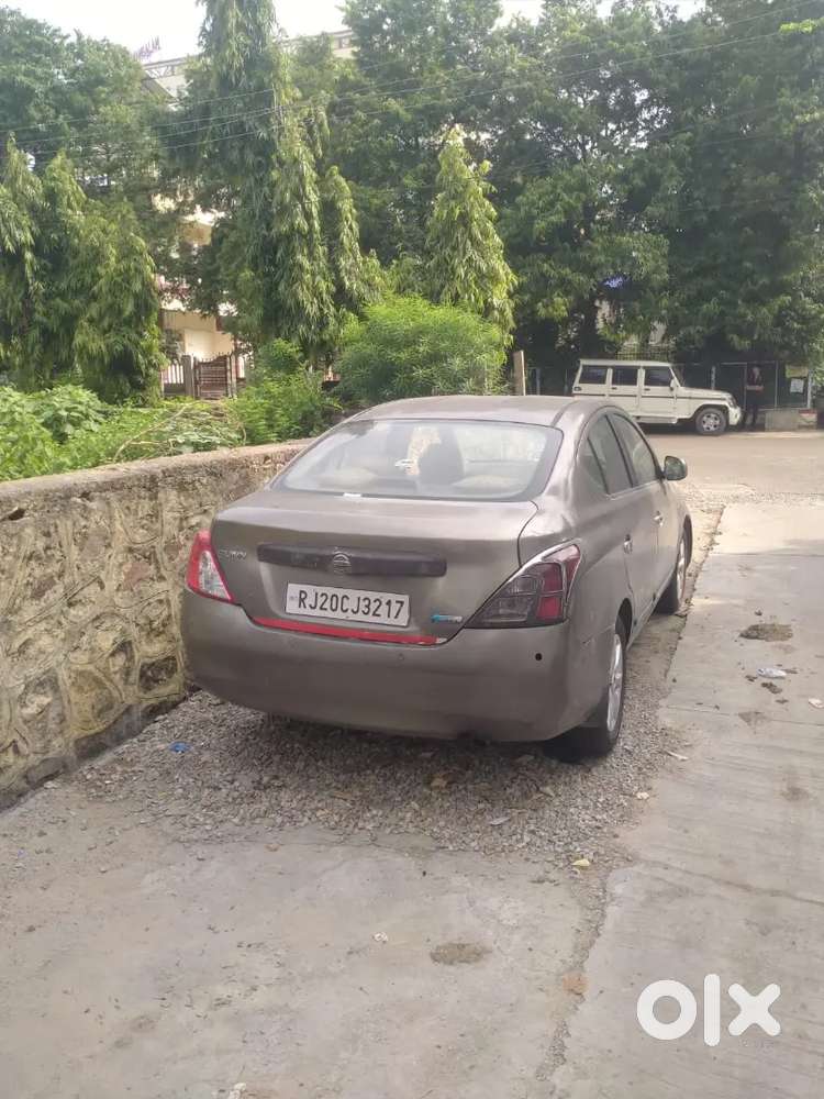 Nissan Sunny Diesel 2012
