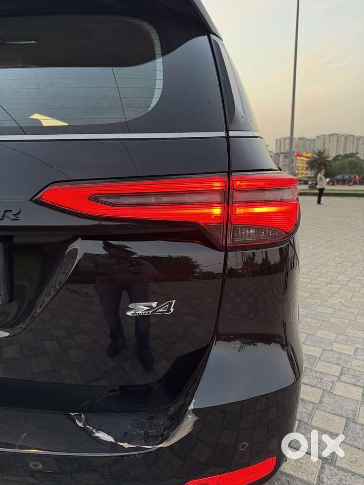 Toyota Fortuner 4x4 At 2.8 Diesel, 2024, Diesel