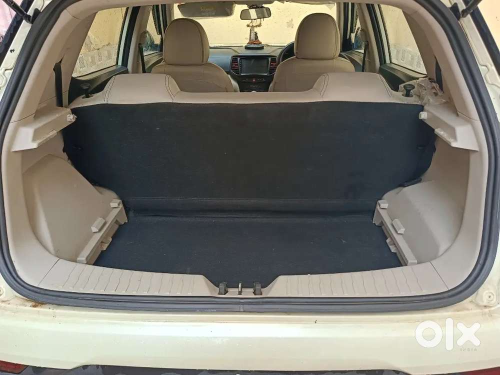 Mahindra Xuv300 Petrol 2023