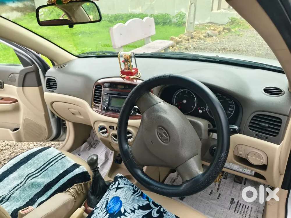Hyundai Verna 2011