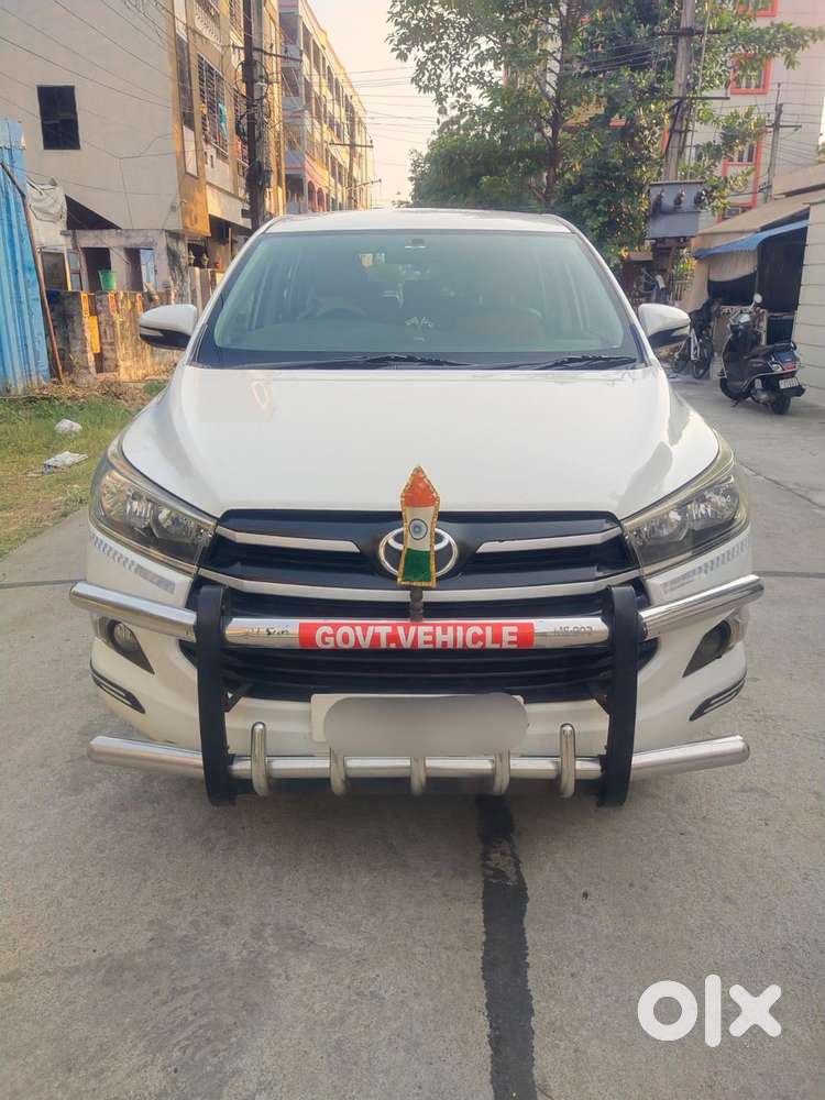 Toyota Innova Crysta 2.4 G Mt 8s, 2017, Diesel
