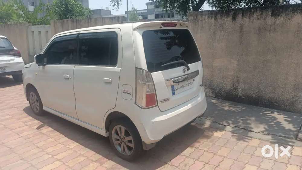 Maruti Suzuki Wagon R Stingray 2016 Petrol Well Maintained