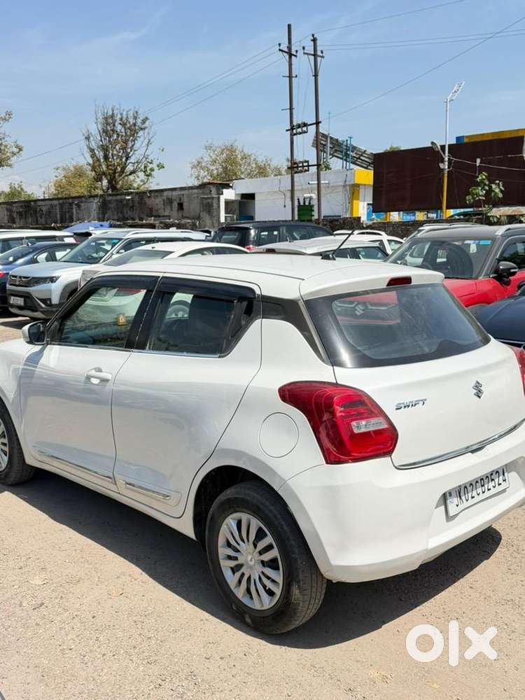 Maruti Suzuki Swift 2018 Petrol Well Maintained