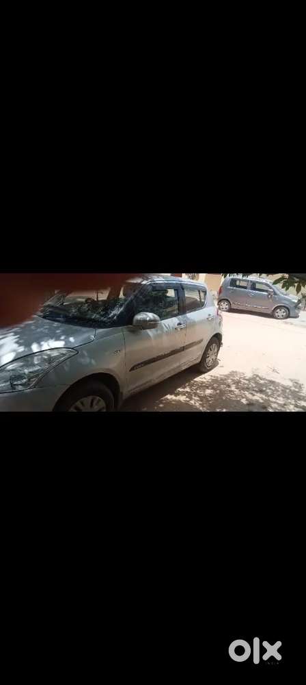 Swift 1.2 Vxi Maruti Suzuki 2014