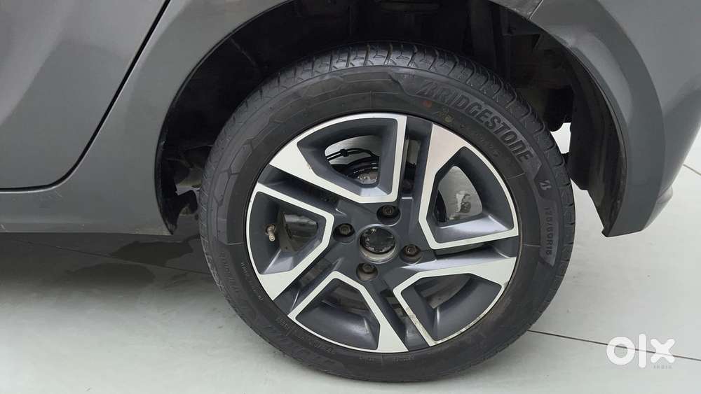 Tata Tiago Xza Plus, 2021, Petrol