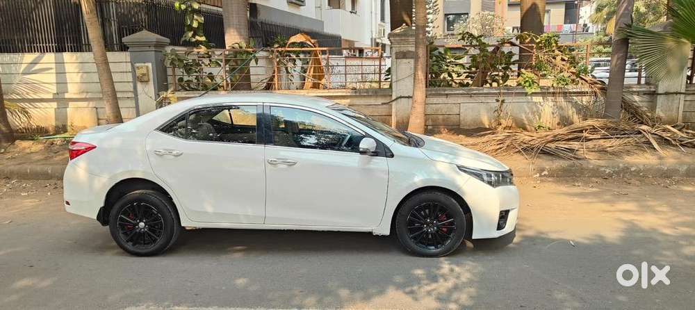 Toyota Corolla Altis 2015 Diesel Well Maintained