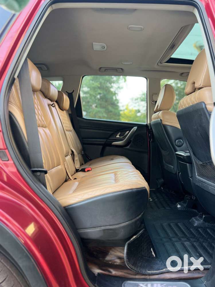 Mahindra Xuv500 W11 Option, 2018, Diesel