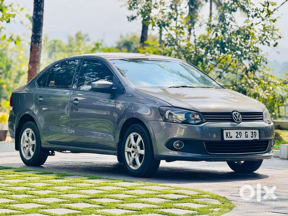 Volkswagen Vento Celeste 1.6 Highline, 2013, Petrol
