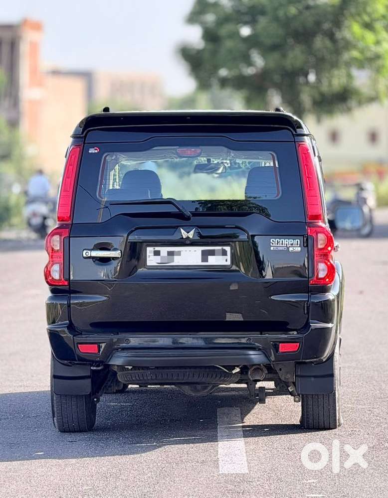 Mahindra Scorpio Classic 2.2 S 11 Mt 7 Str, 2024, Diesel