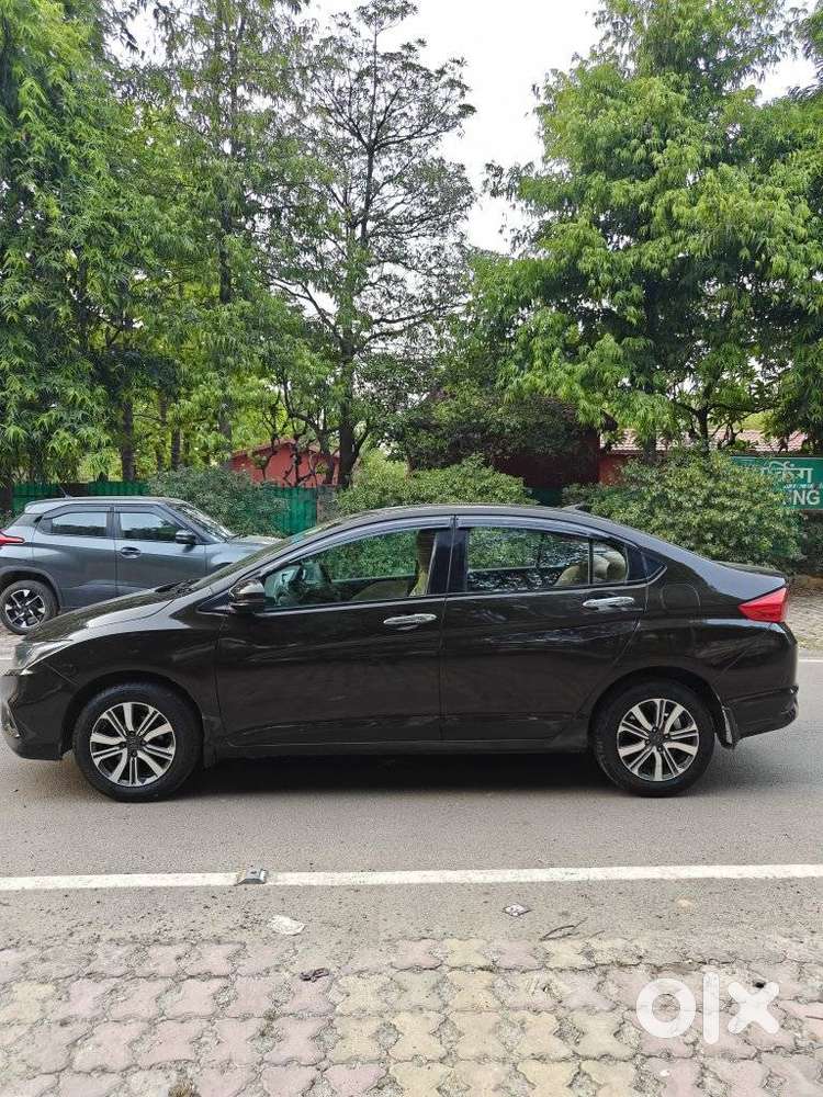 Honda City V Mt Exclusive, 2017, Petrol