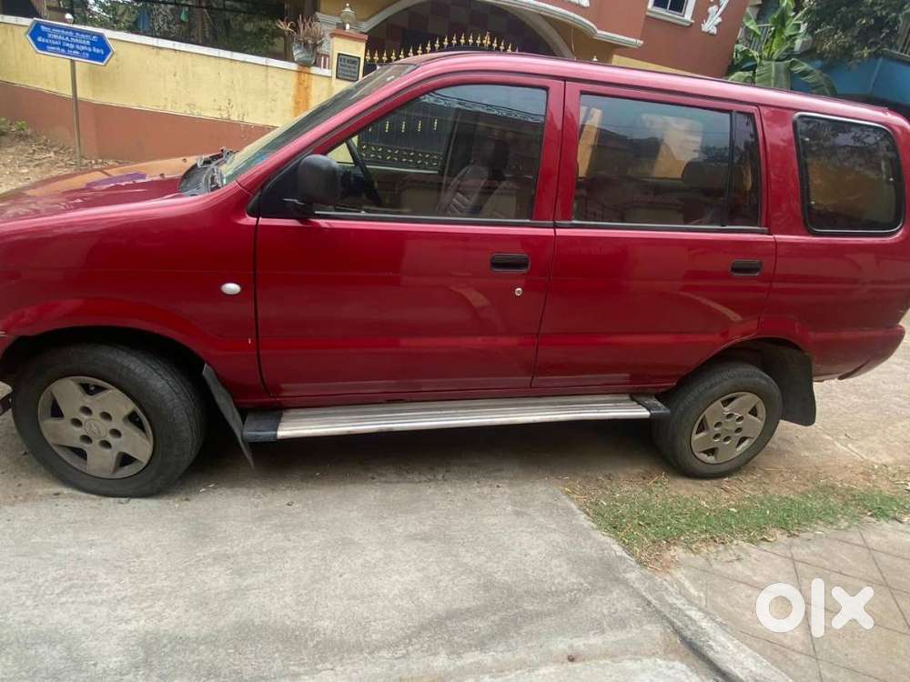 Chevrolet Tavera 2012. Pure Own Board