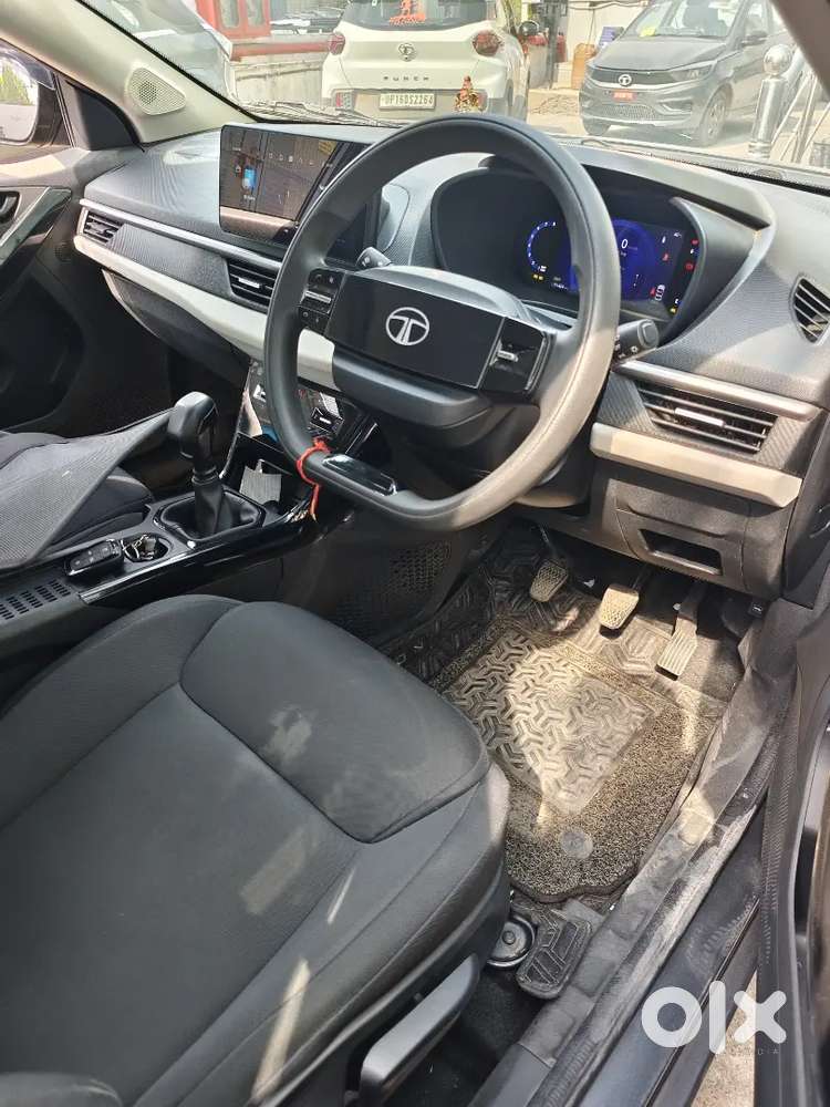 Tata Nexon Cng Creative Plus Ps 2025 Model