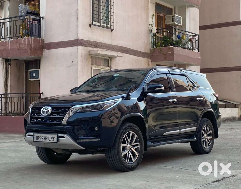 Toyota Fortuner 2016