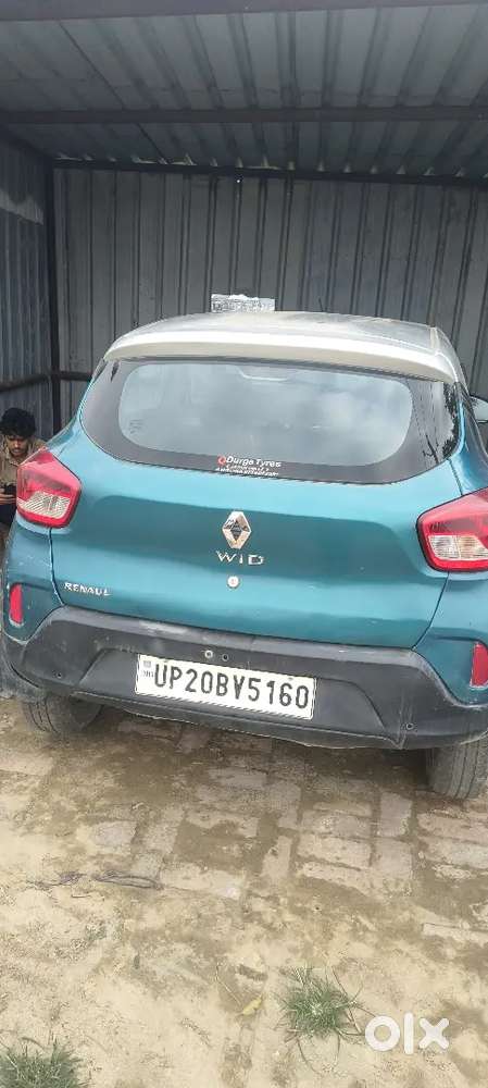 शानदार गाड़ी मस्त कंडीशन कल ही सर्विस कराई है