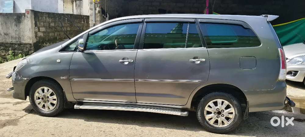 Toyota Innova 2010 Diesel 222500 Km Driven