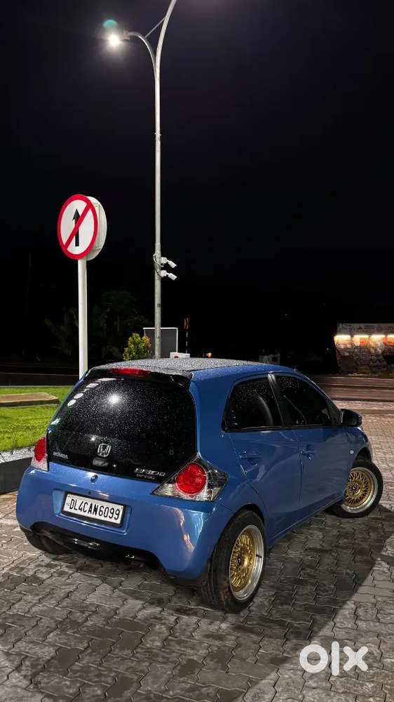 Honda Brio  2012