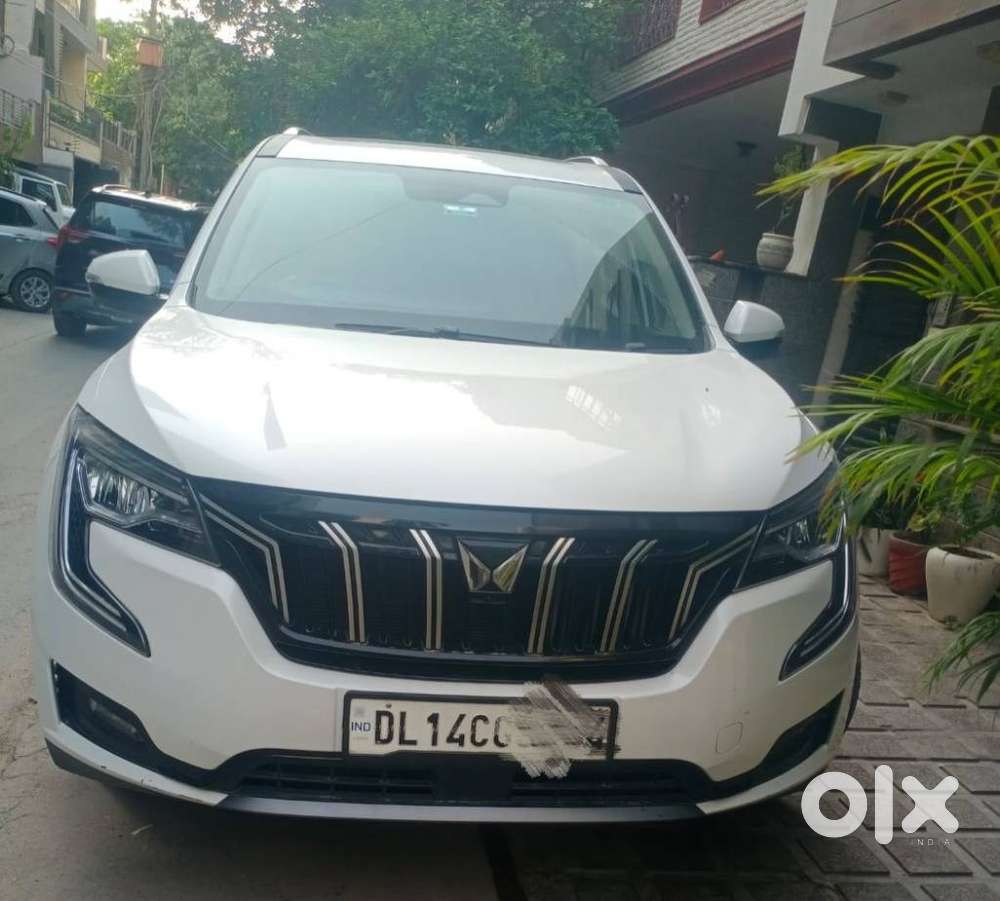 Mahindra Xuv700 Ax7l 6 Str At, 2022, Petrol