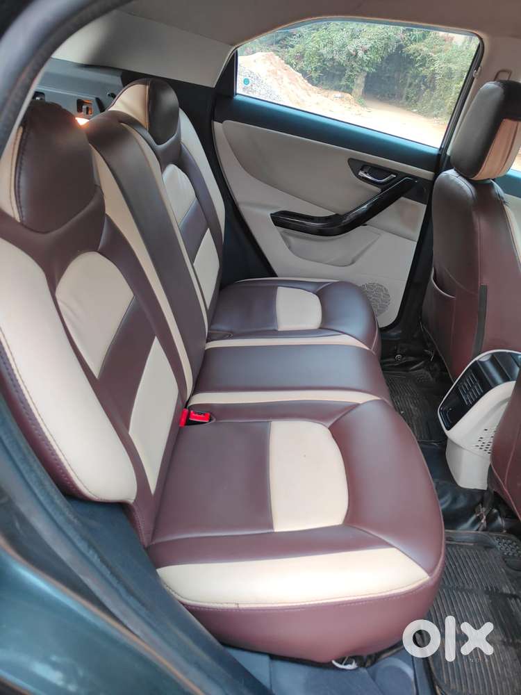 Tata Nexon 1.2 Revotron Xz Plus, 2022, Petrol