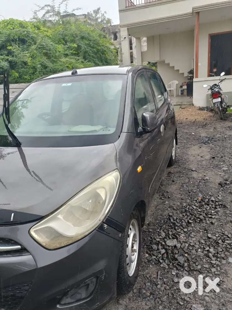 2011 Hyundai I10 Sportz Automatic 220km Driven
